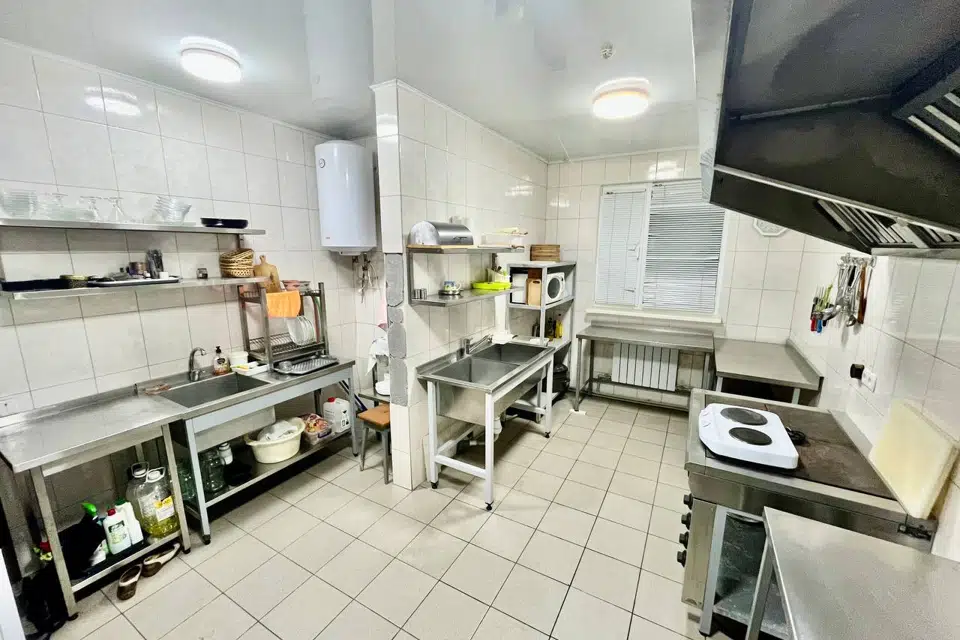 Продаётся помещение общ. питания, 200 м²