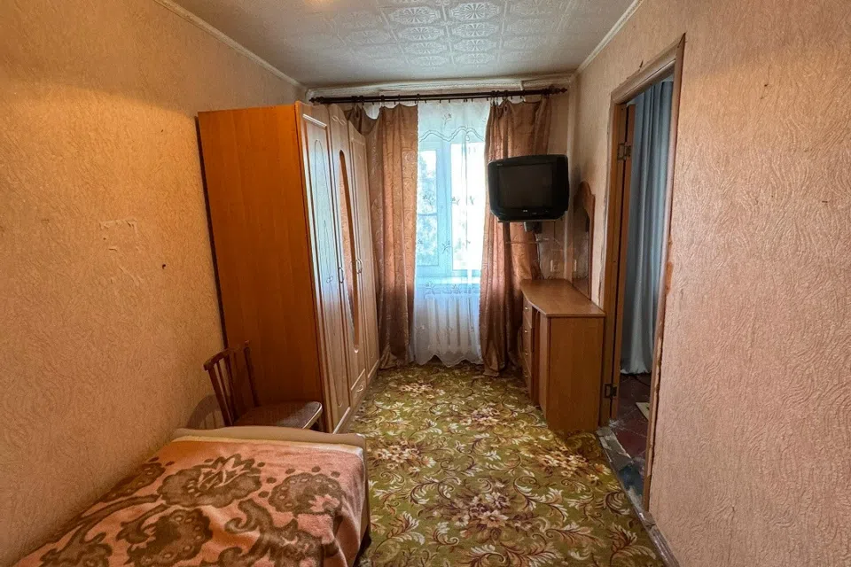 Продаётся 3-комнатная квартира, 56.7 м²
