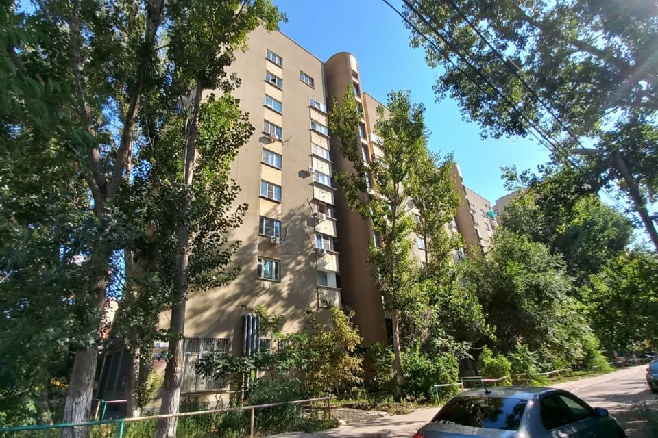 Продаётся 3-комнатная квартира, 120 м²