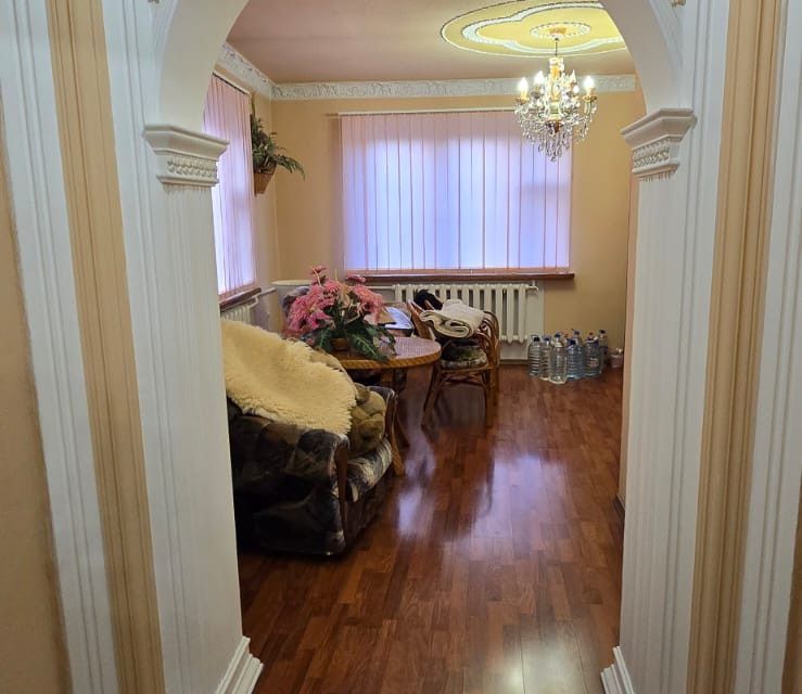Продаётся 3-этажный дом, 224 м²