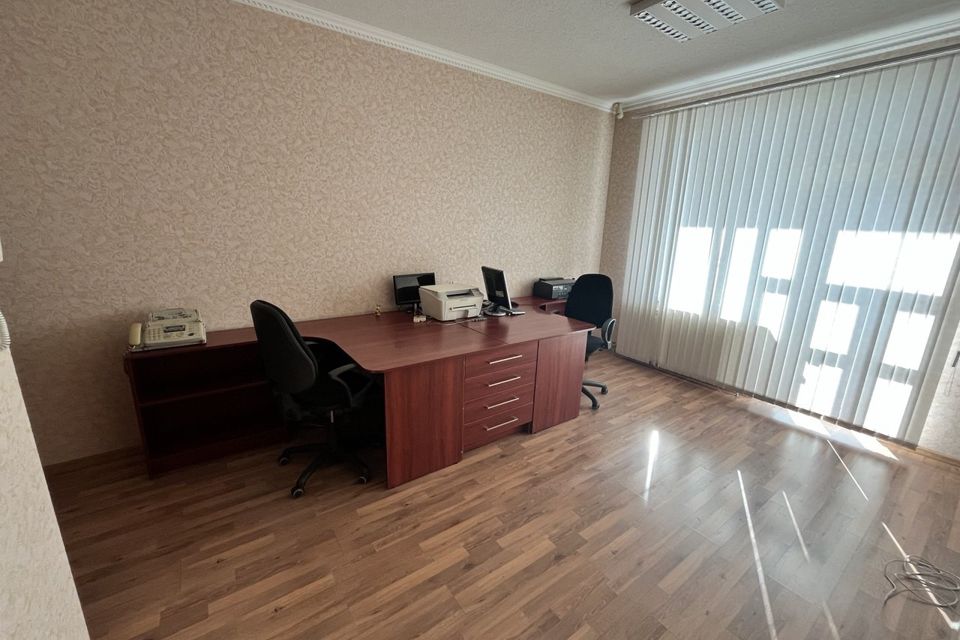 Продаётся таунхаус, 3-эт., 225 м²