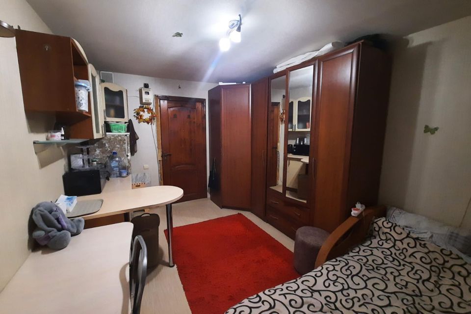 Продаётся комната в 1-комн. квартире, 13.4 м²