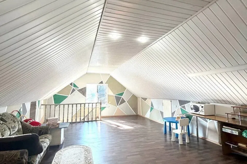 Продаётся 2-этажный дом, 146.9 м²
