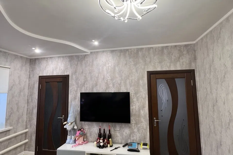 Продаётся 3-этажный дом, 50 м²
