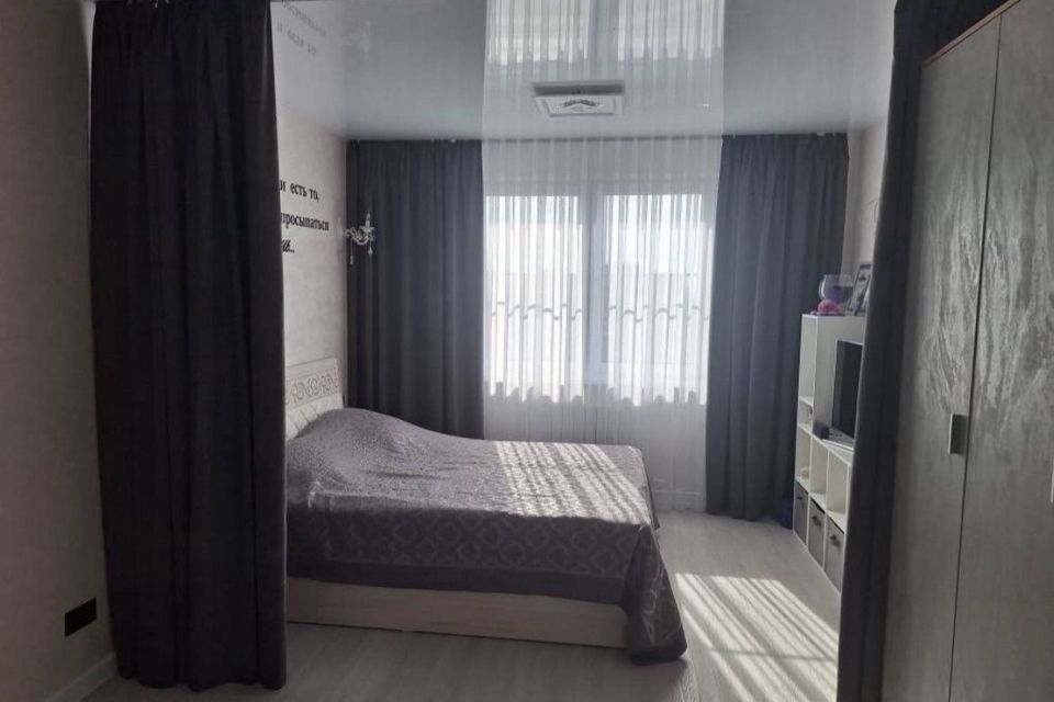 Продаётся 1-комнатная квартира, 43 м²