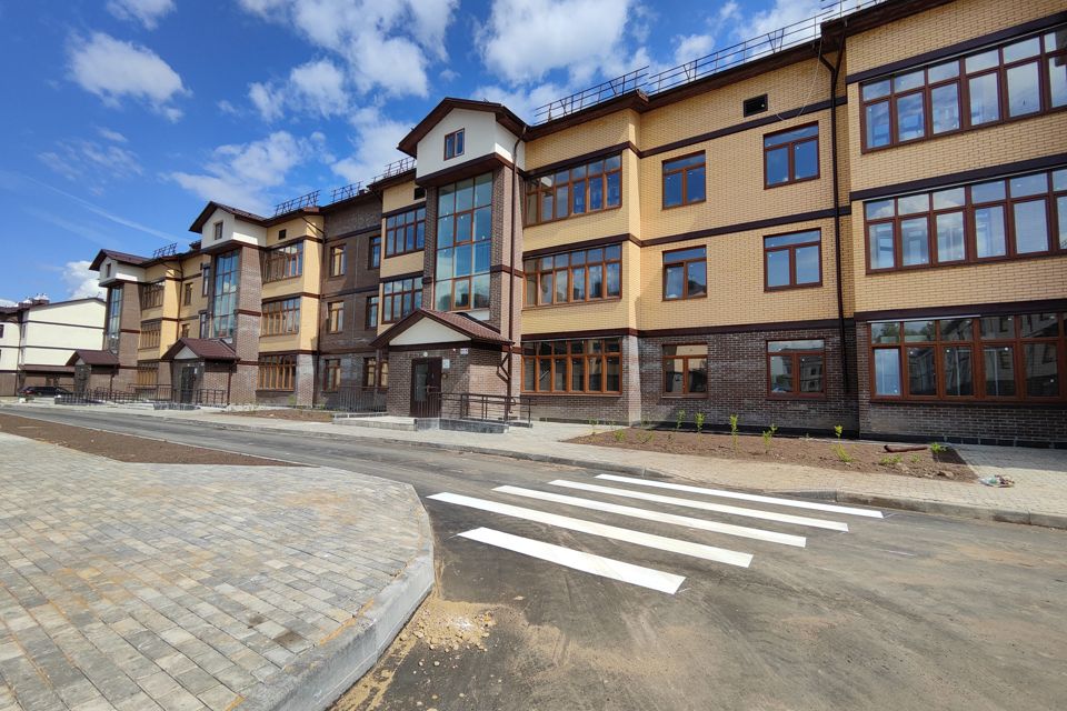 Продаётся 3-комнатная квартира, 71.1 м²