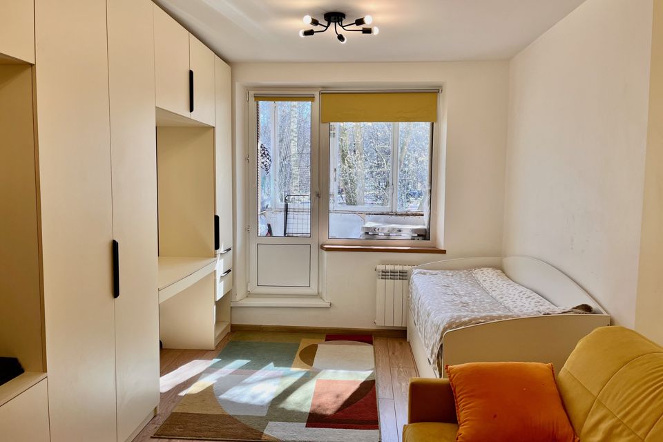 Продаётся 1-комнатная квартира, 32 м²