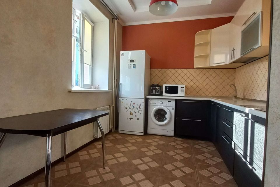Продаётся 2-комнатная квартира, 73 м²