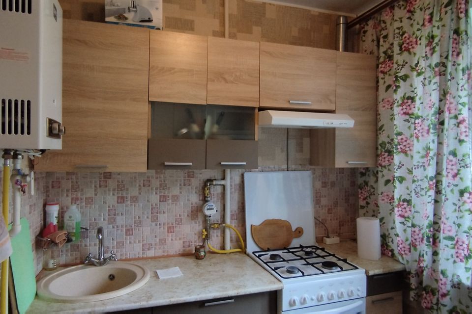 Продаётся 3-комнатная квартира, 57 м²
