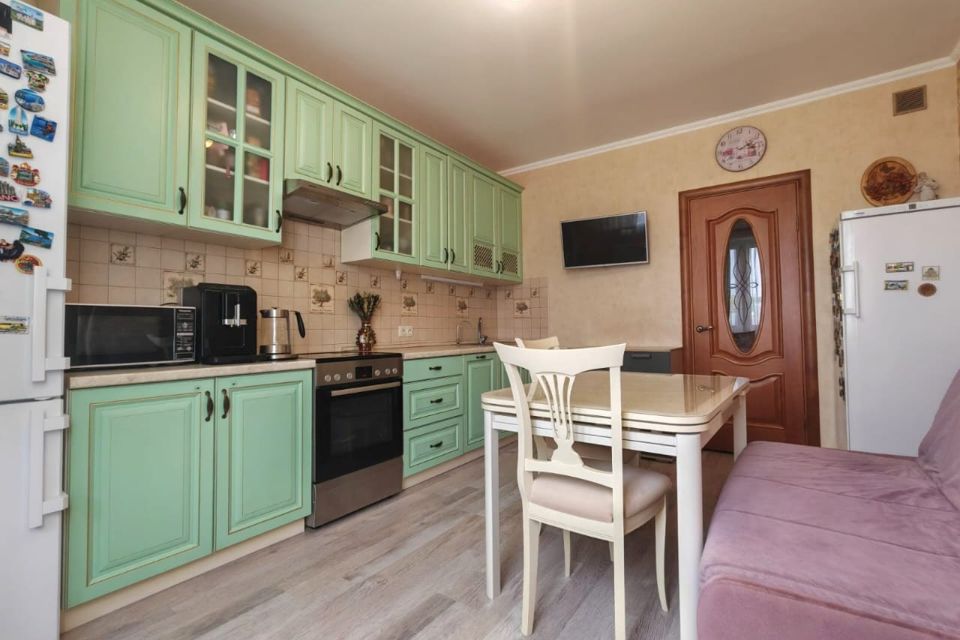 Продаётся 2-комнатная квартира, 65 м²