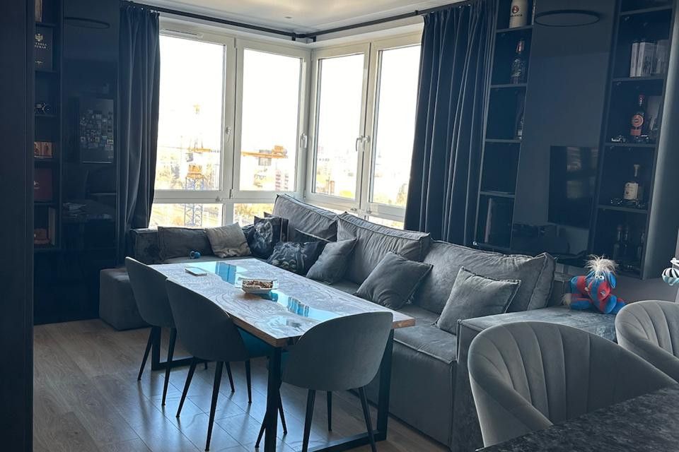 Продаётся 2-комнатная квартира, 62.9 м²