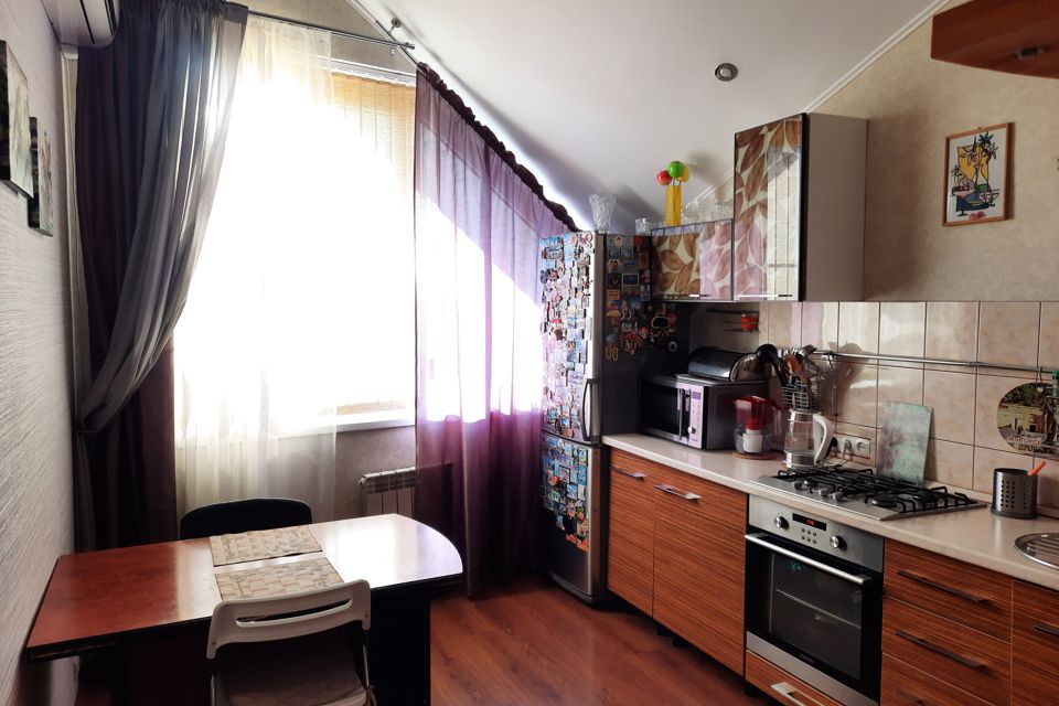 Продаётся 3-комнатная квартира, 60 м²