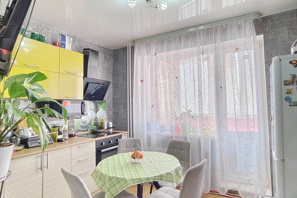 Продаётся 1-комнатная квартира, 37.1 м²