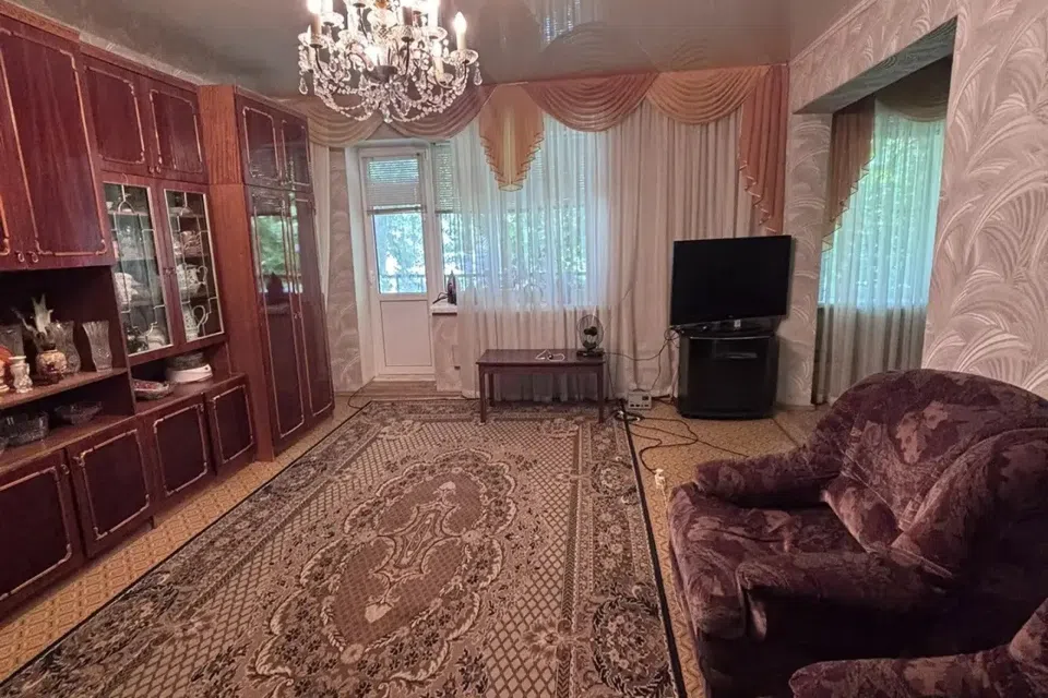 Продаётся 2-этажный дом, 158 м²
