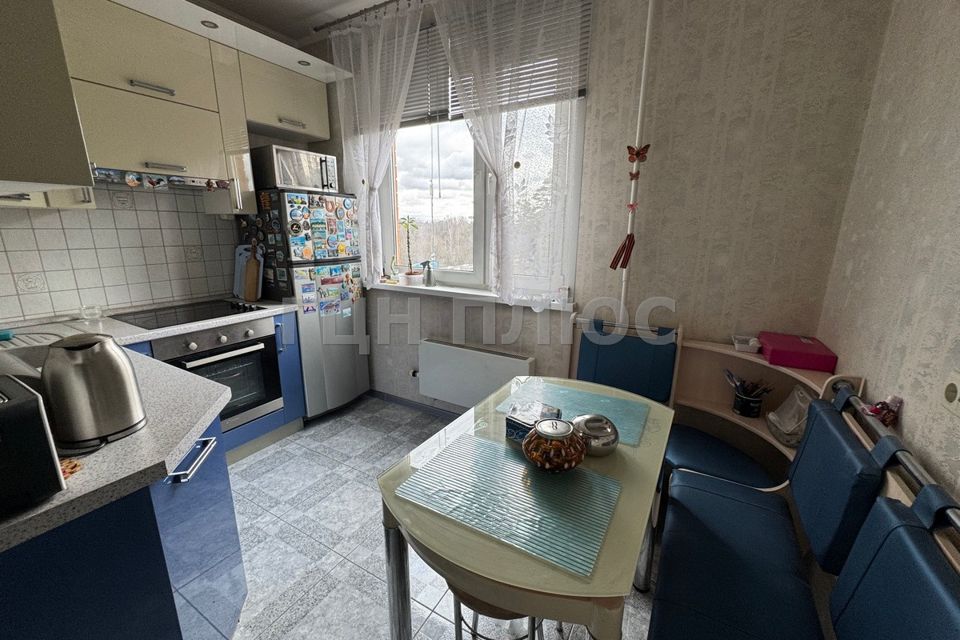 Продаётся 1-комнатная квартира, 38 м²