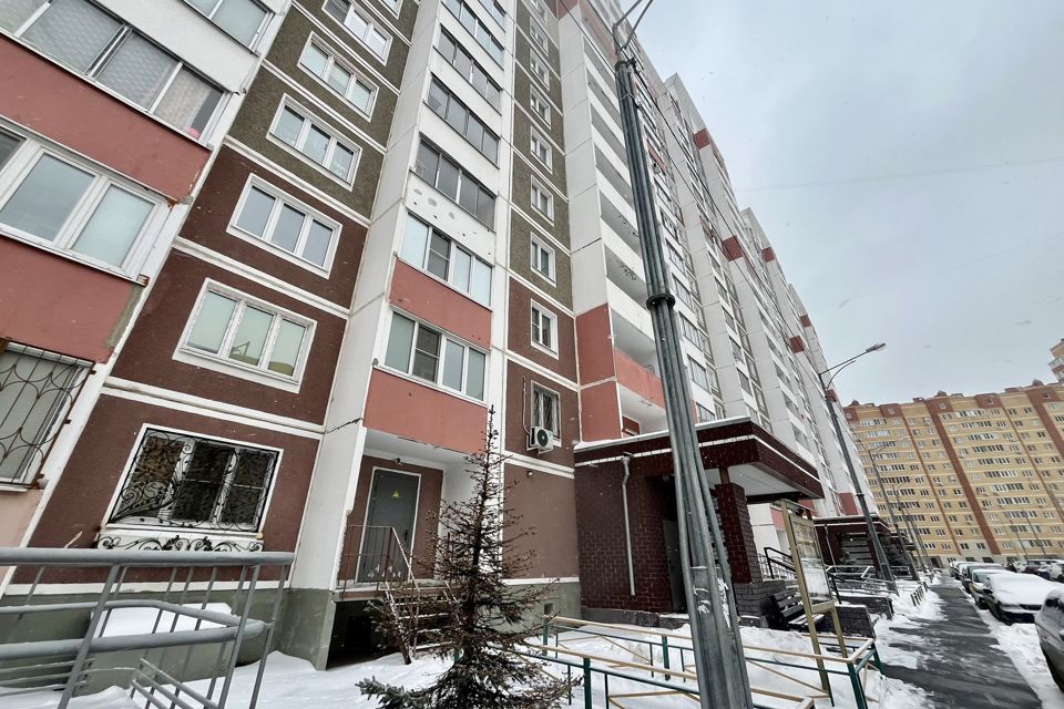 Продаётся 1-комнатная квартира, 42 м²