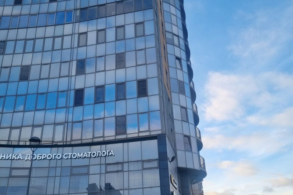 Продаётся 1-комнатная квартира, 43.9 м²