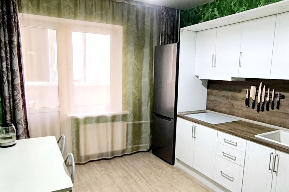 Сдаётся 2-комнатная квартира, 60 м²