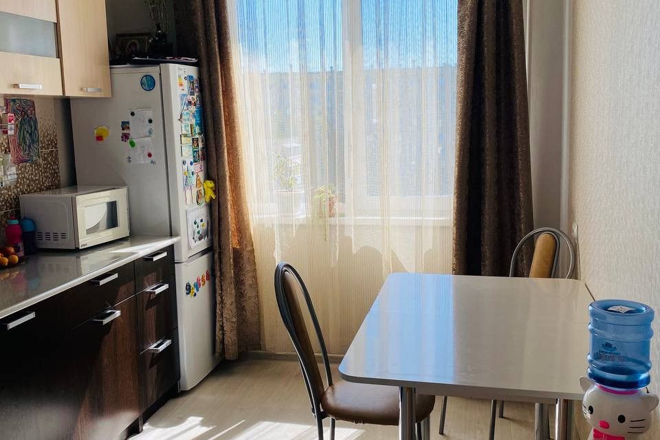 Продаётся 2-комнатная квартира, 51.8 м²