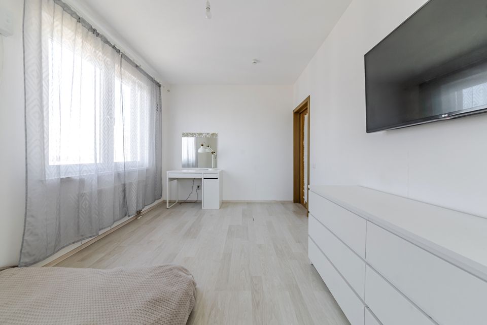 Продаётся 3-комнатная квартира, 79.4 м²