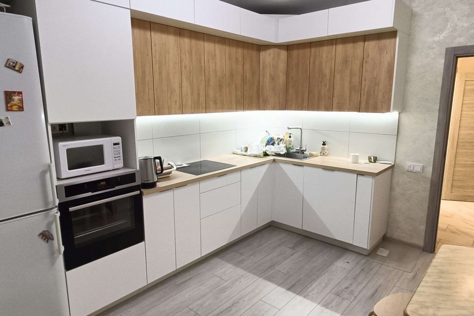 Продаётся 2-комнатная квартира, 77 м²