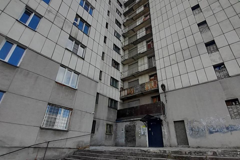 Продаётся комната в 1-комн. квартире, 18 м²