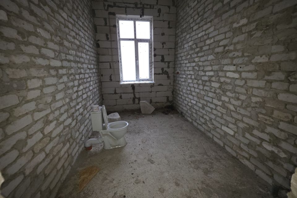 Продаётся 2-этажный дом, 270 м²