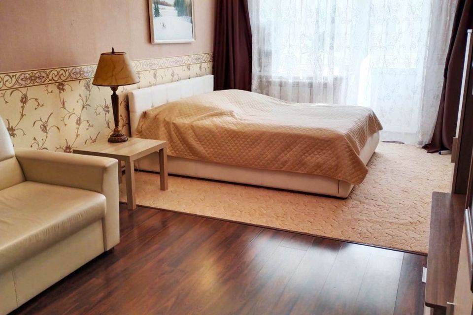 Продаётся 1-комнатная квартира, 53.3 м²