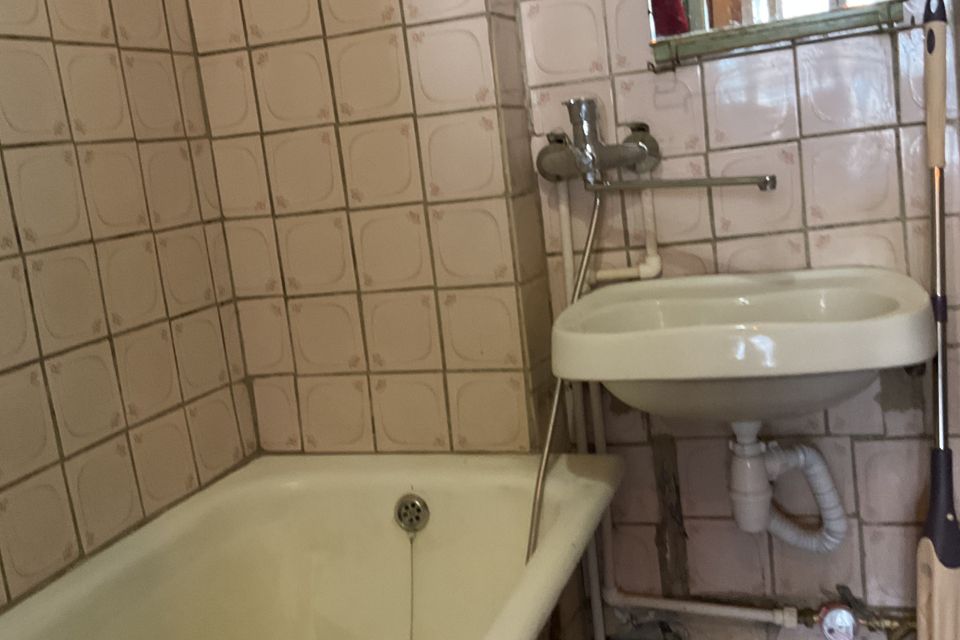 Продаётся 2-комнатная квартира, 47.2 м²