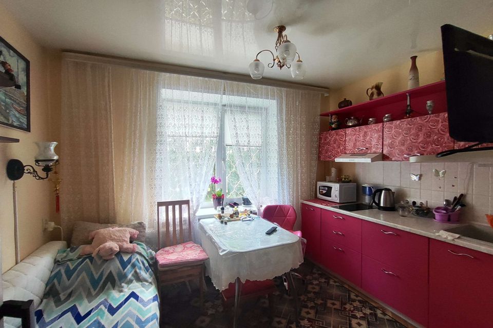 Продаётся 1-комнатная квартира, 37 м²