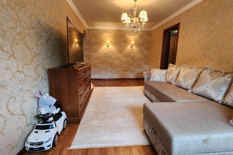 Продаётся 3-комнатная квартира, 60 м²