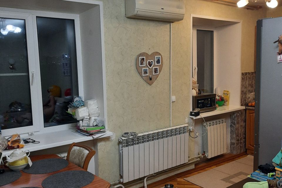 Продаётся 3-комнатная квартира, 55 м²