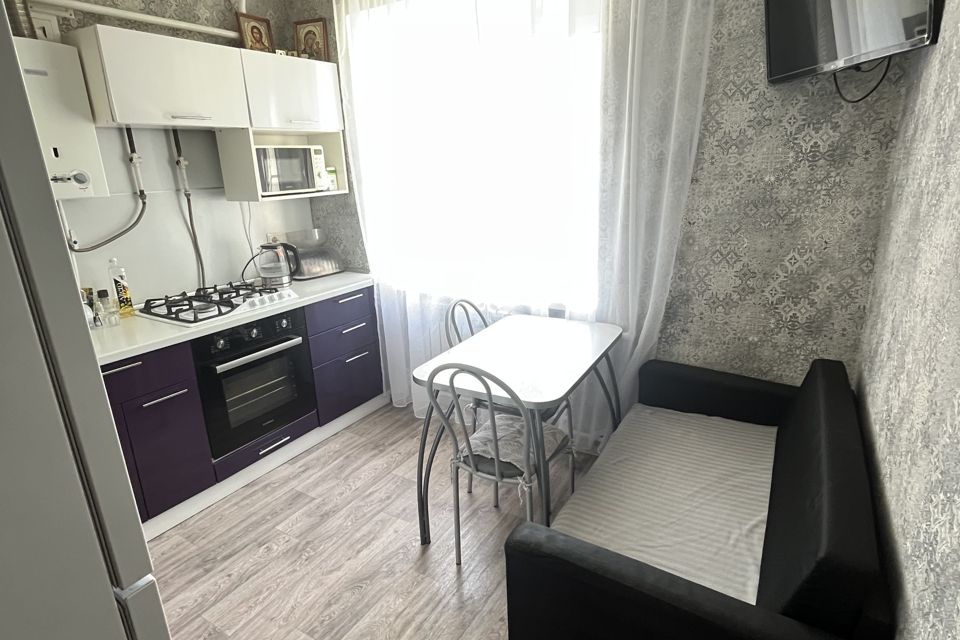 Продаётся 1-комнатная квартира, 37.6 м²