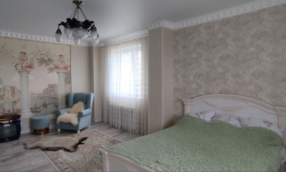 Продаётся 1-комнатная квартира, 87 м²