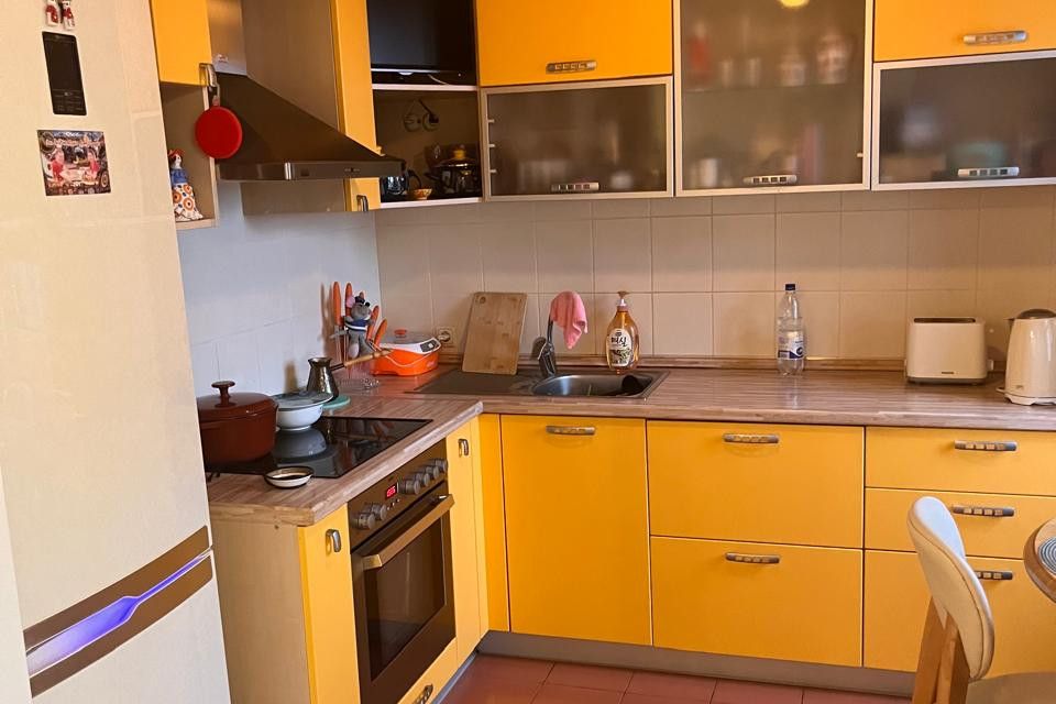 Продаётся 3-комнатная квартира, 65.7 м²