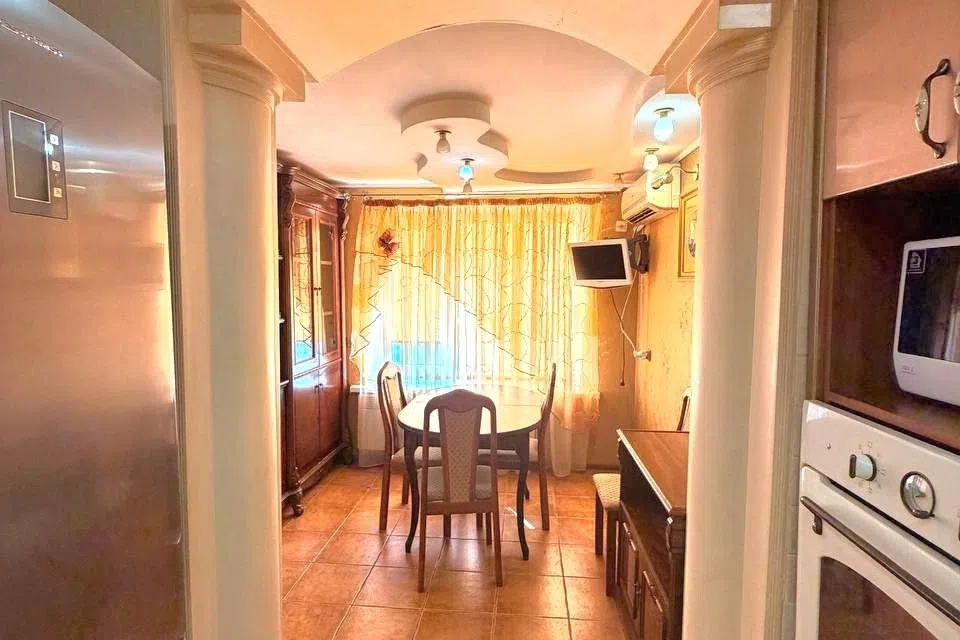 Продаётся 2-комнатная квартира, 63.1 м²