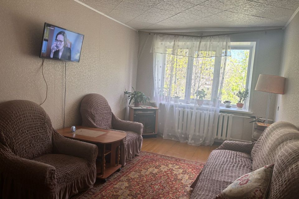 Продаётся 3-комнатная квартира, 61.9 м²