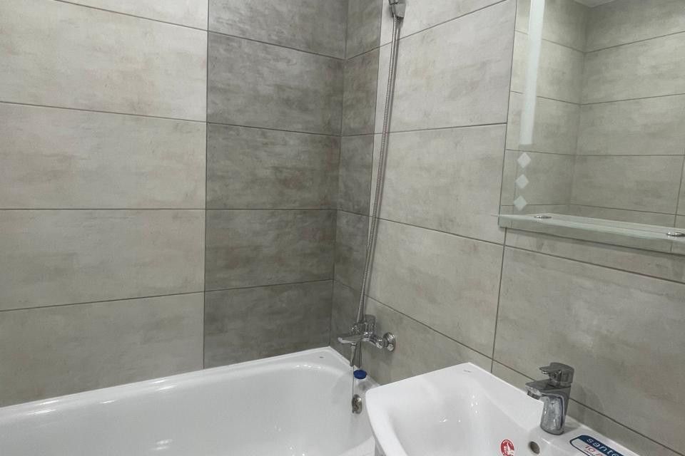Продаётся 2-комнатная квартира, 66.4 м²