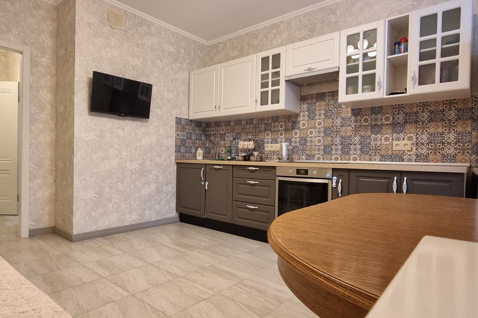 Продаётся 1-комнатная квартира, 47.3 м²