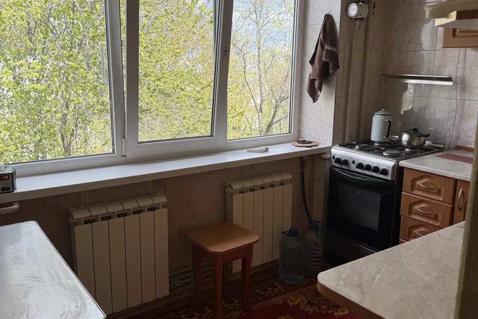 Продаётся 3-комнатная квартира, 57 м²