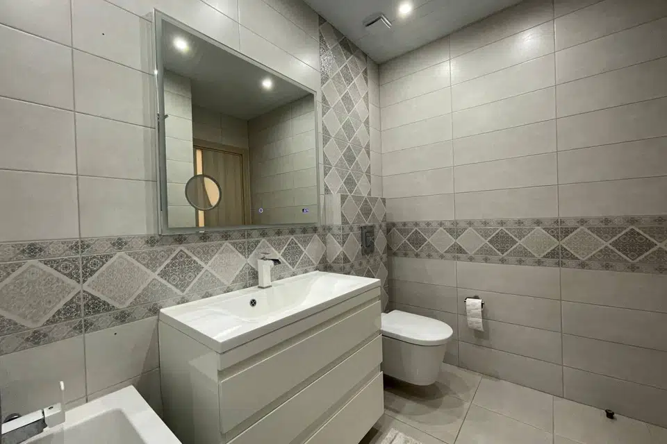 Продаётся 1-комнатная квартира, 71 м²