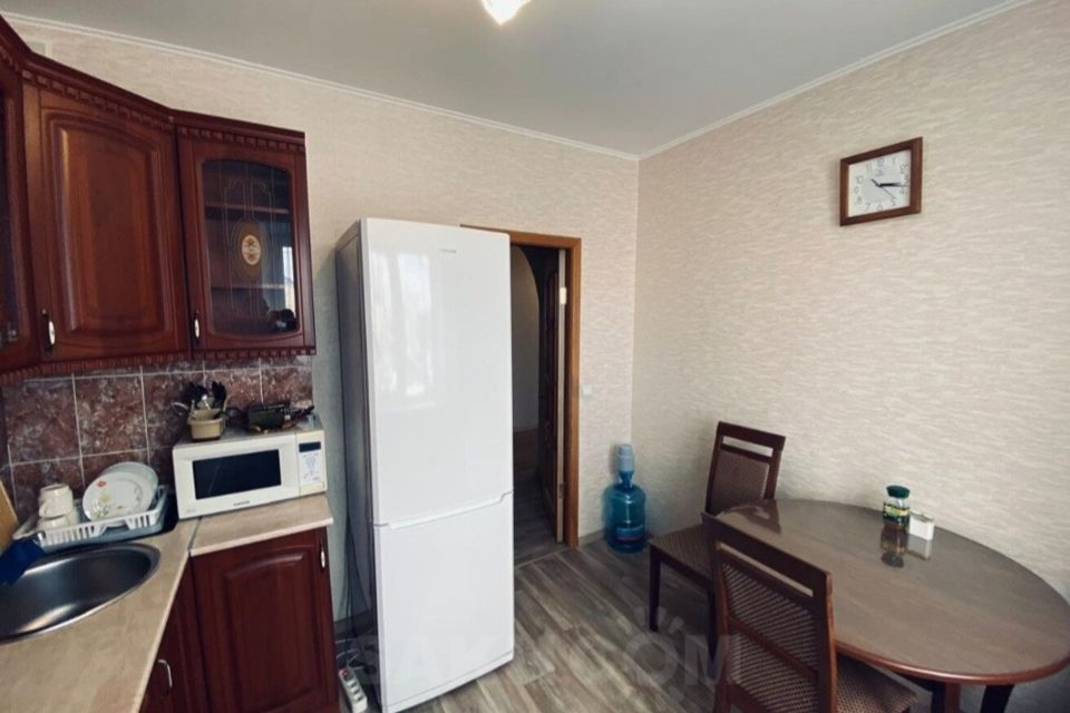 Сдаётся 2-комнатная квартира, 61 м²