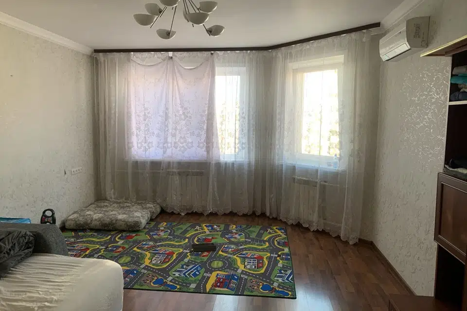 Продаётся 2-комнатная квартира, 61 м²
