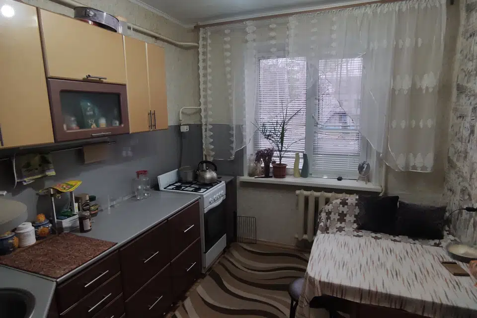 Продаётся 3-комнатная квартира, 65 м²
