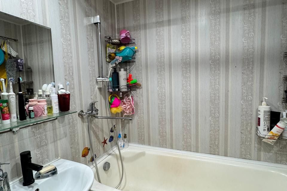 Продаётся 2-комнатная квартира, 51.5 м²