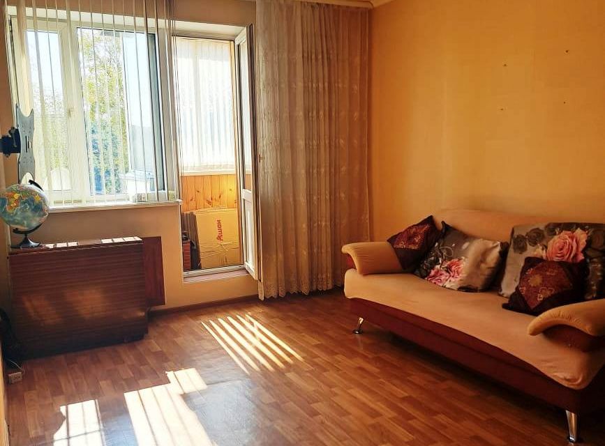 Продаётся 2-комнатная квартира, 55 м²