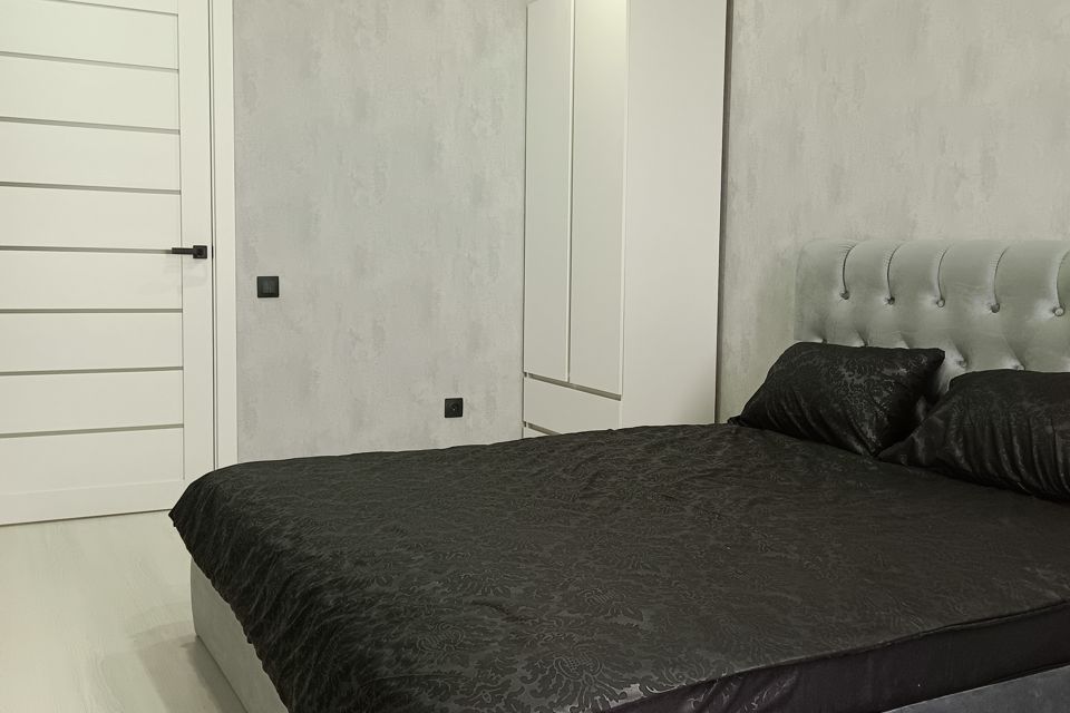 Продаётся 2-комнатная квартира, 56.3 м²