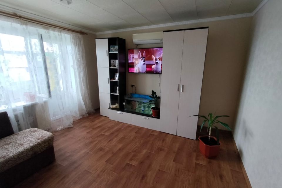 Продаётся 3-комнатная квартира, 60.8 м²