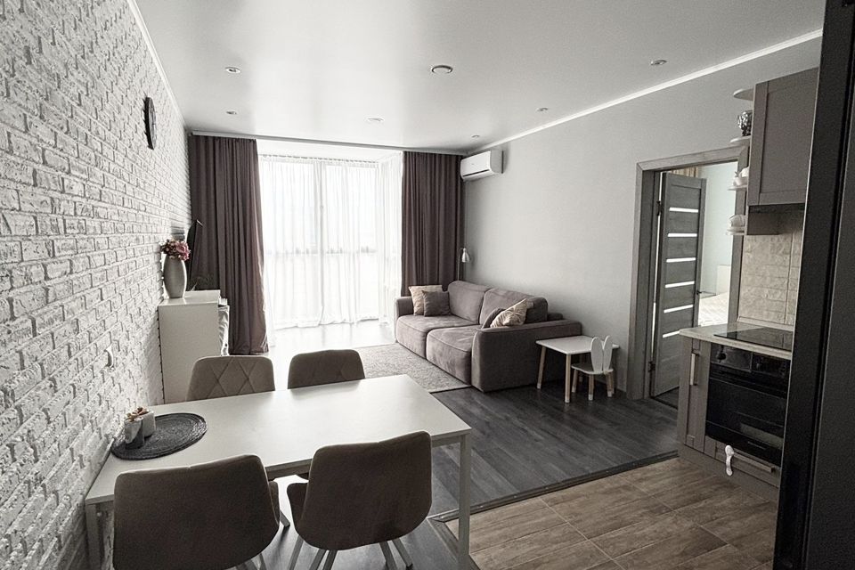 Продаётся 2-комнатная квартира, 56 м²