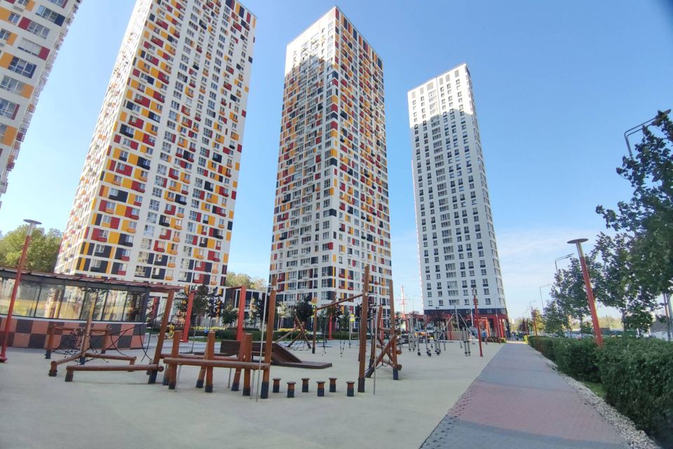 Продаётся 2-комнатная квартира, 58.3 м²